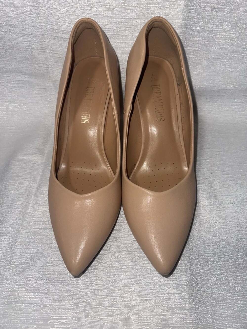DREAM PAIRS Women's Chunky Block Heel Closed Pointed Toe Nude Pumps